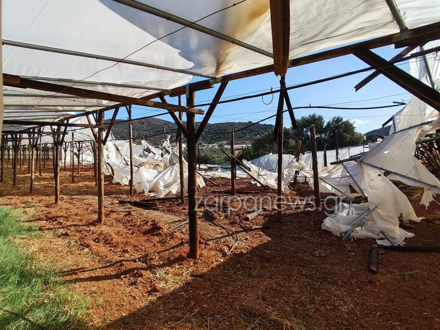 Τεράστιες καταστροφές στα θερμοκήπια από τους δυνατούς ανέμους στα Χανιά - Δείτε βίντεο και φωτογραφίες
