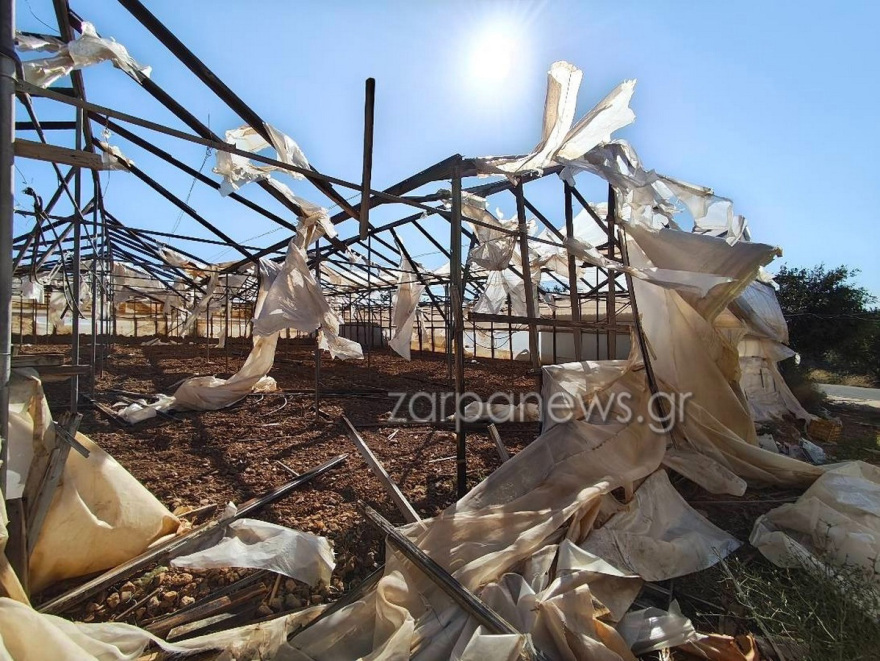 Τεράστιες καταστροφές στα θερμοκήπια από τους δυνατούς ανέμους στα Χανιά - Δείτε βίντεο και φωτογραφίες
