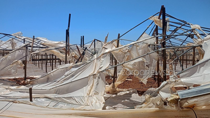 Τεράστιες καταστροφές στα θερμοκήπια από τους δυνατούς ανέμους στα Χανιά - Δείτε βίντεο και φωτογραφίες
