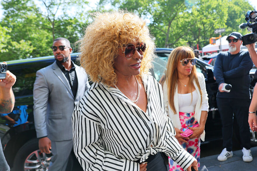 «Θα είμαι καλά, σε αγαπώ»: Τα λόγια του Diddy προς τη μητέρα του πριν την τελική φάση της δίκης
