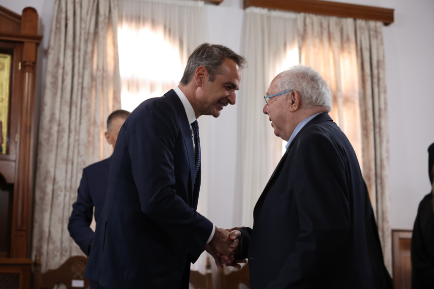 Στο Άγιον Όρος ο Μητσοτάκης: Στηρίζω την πνευματική αποστολή σας - Δείτε φωτογραφίες