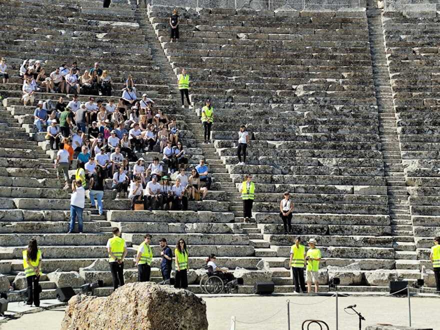 Άσκηση ετοιμότητας για την αντιμετώπιση πυρκαγιάς στο Αρχαίο Θέατρο Επιδαύρου - Δείτε εικόνες
