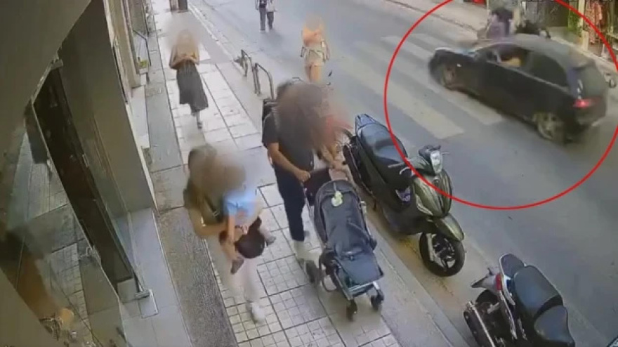 Ανήλικος ο οδηγός που παρέσυρε τον διανομέα στο κέντρο του Ηρακλείου και εξαφανίστηκε - «Έτρεχε με 100 χλμ./ώρα»