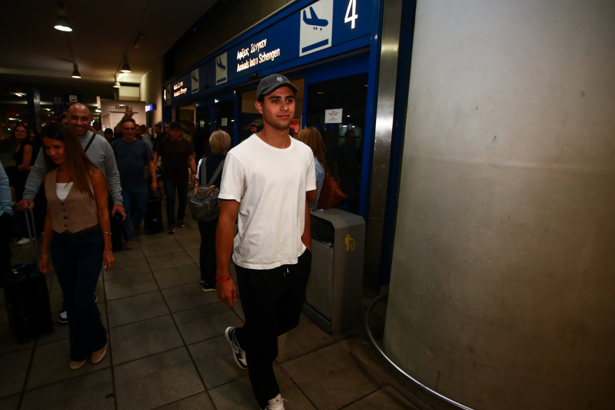 Στην Ελλάδα ο Σιπιόνι για να ολοκληρώσει τη μεταγραφή του στον Ολυμπιακό 