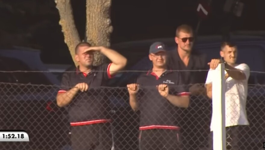 Ο Νίκολα Γιόκιτς πανηγύρισε σαν τρελός τη νίκη του αλόγου του - Δείτε βίντεο