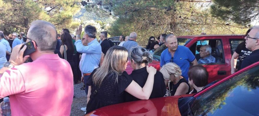 Με κουφέτα το τελευταίο αντίο στον Θανάση - Κηδεύτηκε στο Αγρίνιο ο 21χρονος