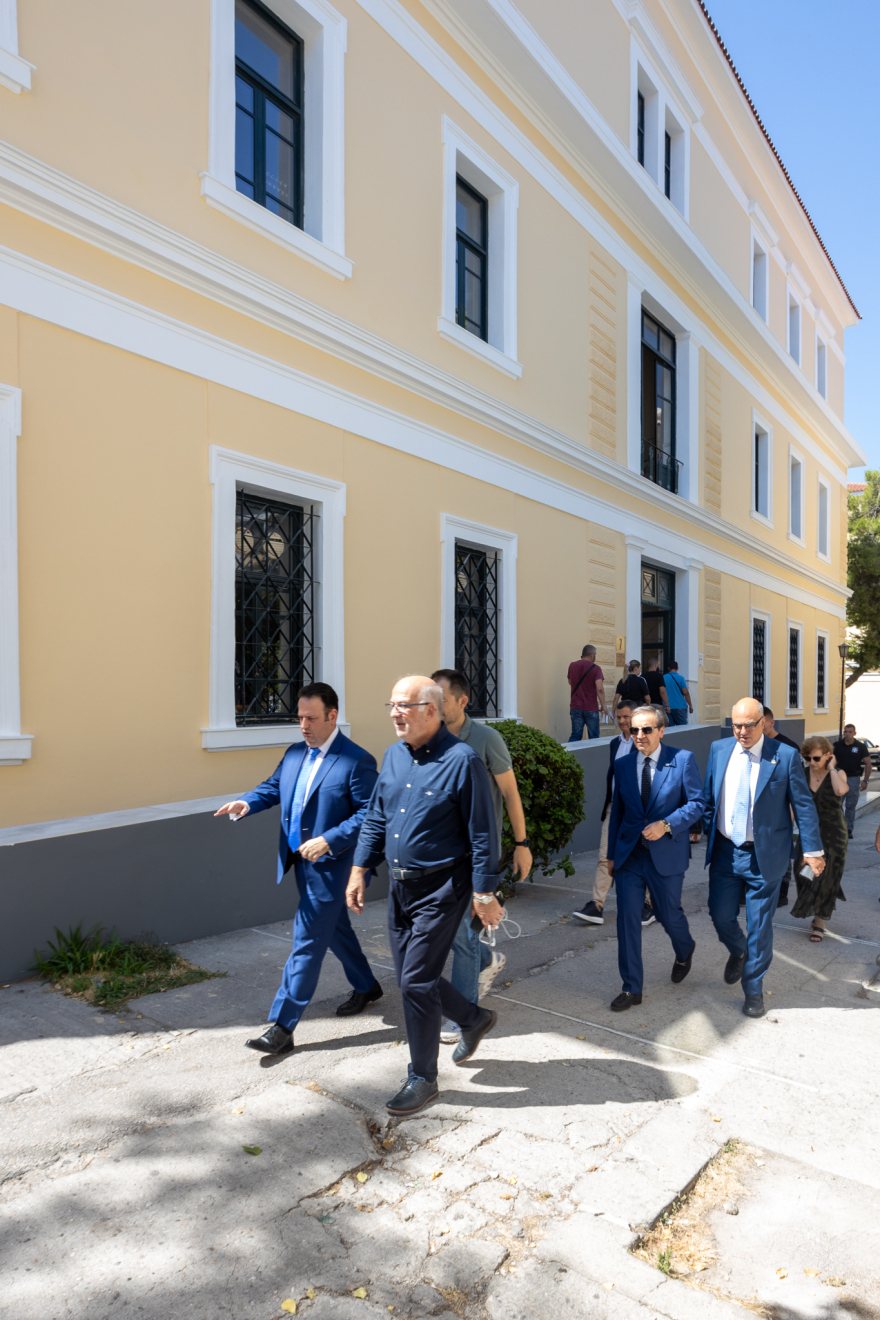 Η πολιτική ηγεσία του υπουργείου Δικαιοσύνης επιθεώρησε την  ανακαίνιση της πρώην Σχολής Ευελπίδων