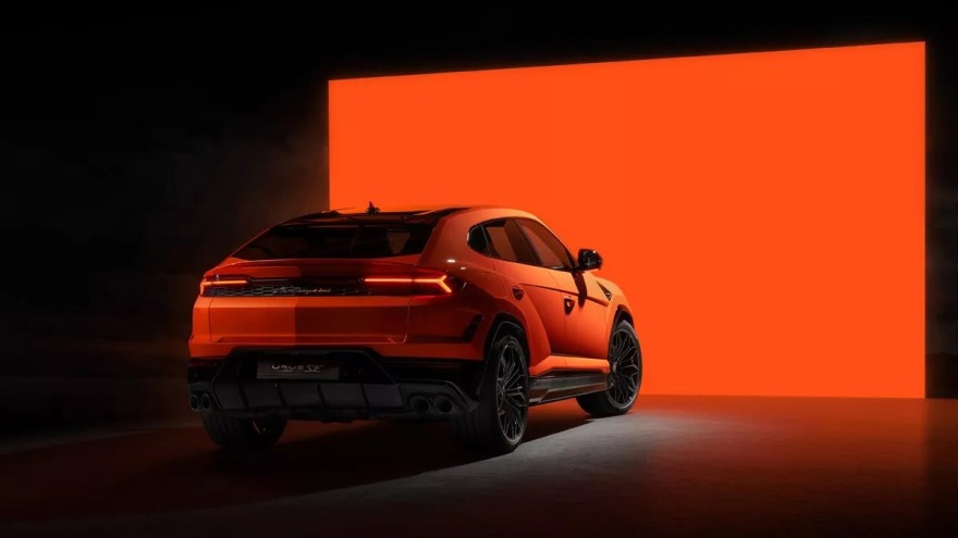 Με νέο κινητήρα η Lamborghini Urus Performance
