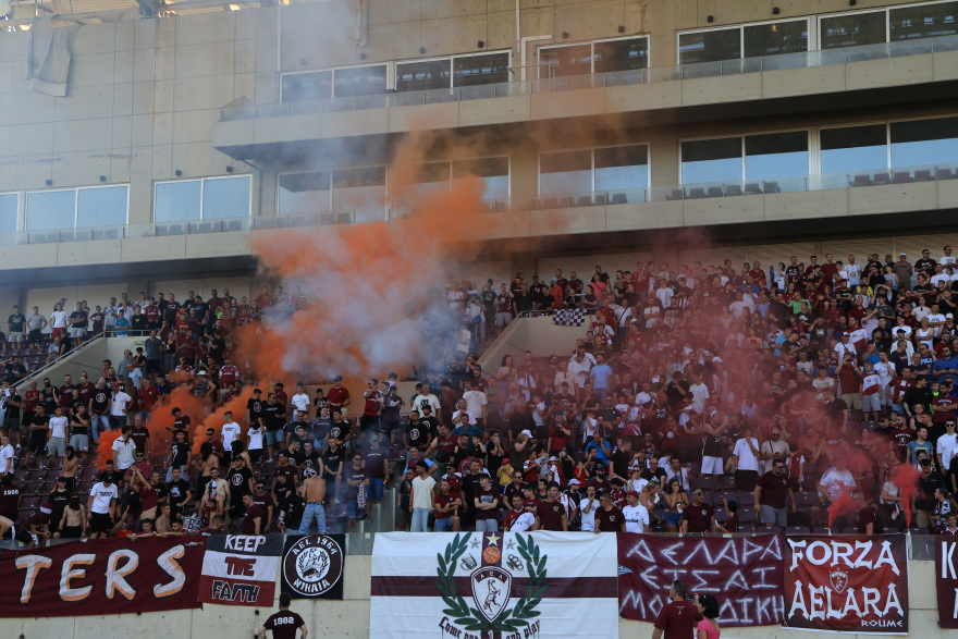 «Τρέλα» για την  ΑΕΛ - Περισσότεροι από 5000 οπαδοί της στην πρώτη της ομάδας της Λάρισας - Βίντεο, φωτογραφίες 