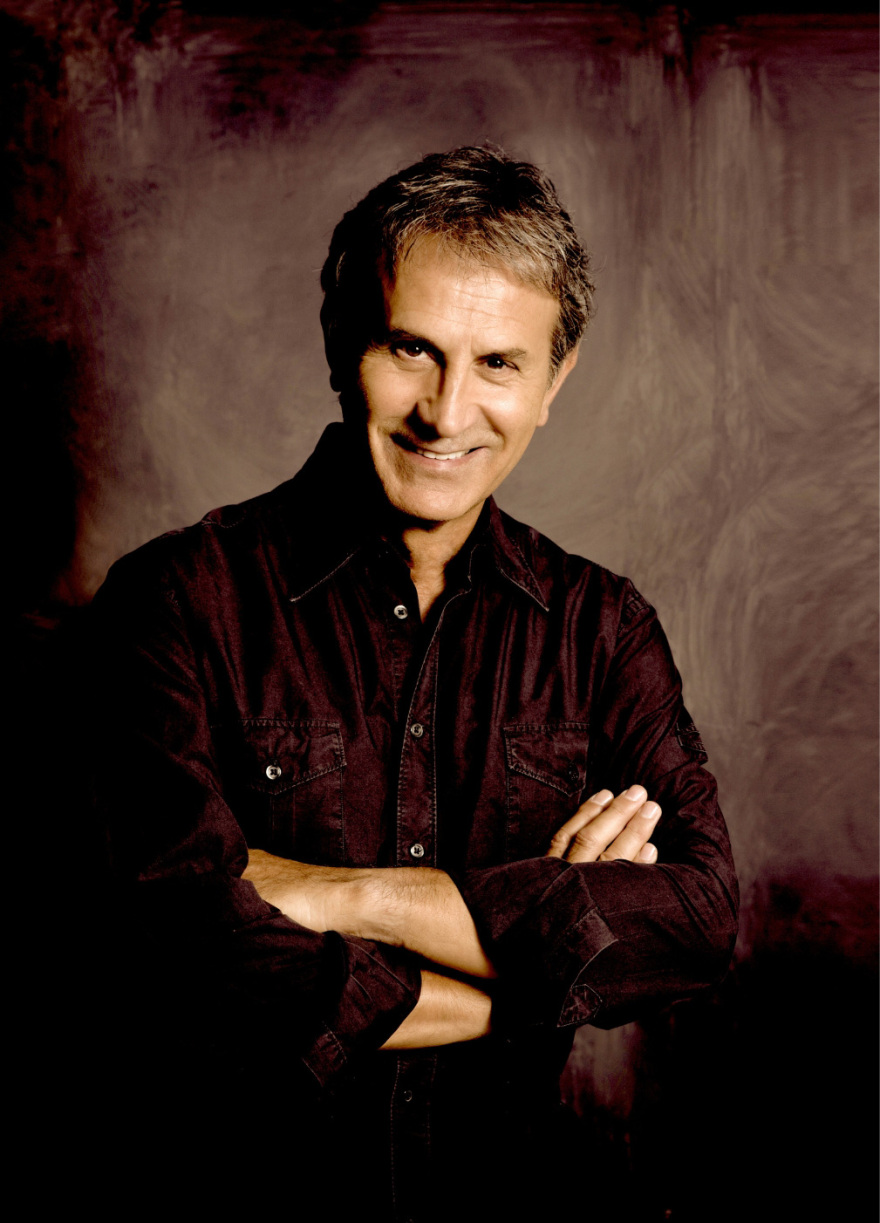 Γιώργος Νταλάρας: Στους δρόμους του Ρεμπέτικου