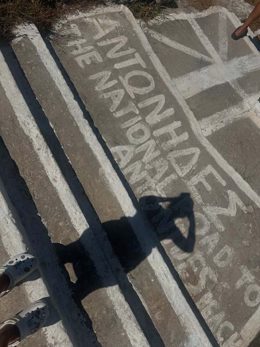 Ελευθερία Ελευθερίου: Κάνει διακοπές στην Κύθνο - Οι φωτογραφίες στην παραλία με μαύρο μπικίνι