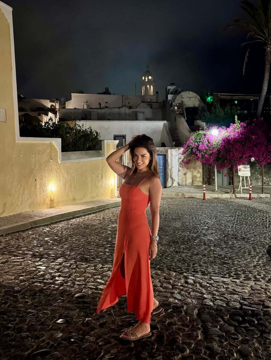 Βάσω Λασκαράκη - Λευτέρης Σουλτάτος: Το φωτογραφικό άλμπουμ των διακοπών τους από τη Σαντορίνη