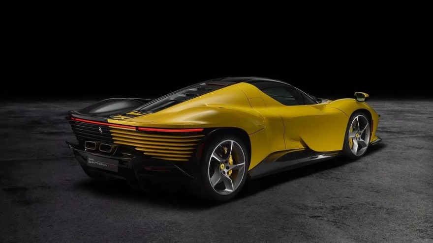 Μια Ferrari Daytona SP3 για καλό σκοπό