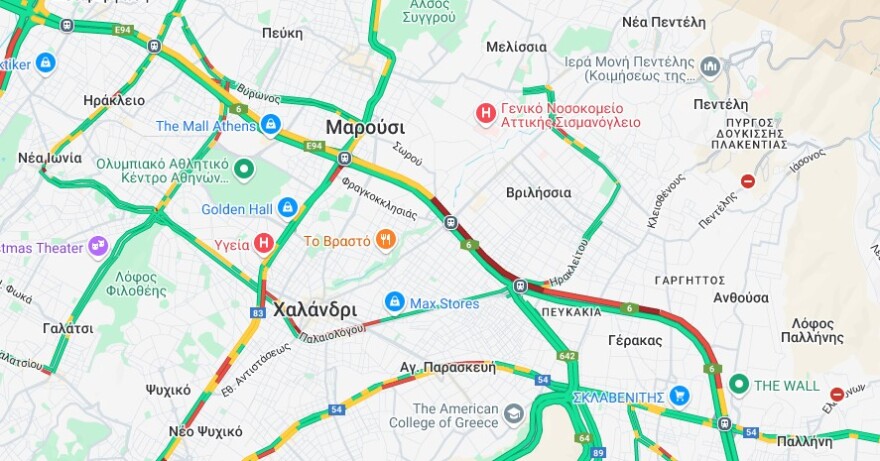 Στο κόκκινο οι δρόμοι της Αττικής - Μποτιλιάρισμα σε Κηφισό και στην Αττική οδό, δείτε πού υπάρχει κίνηση 