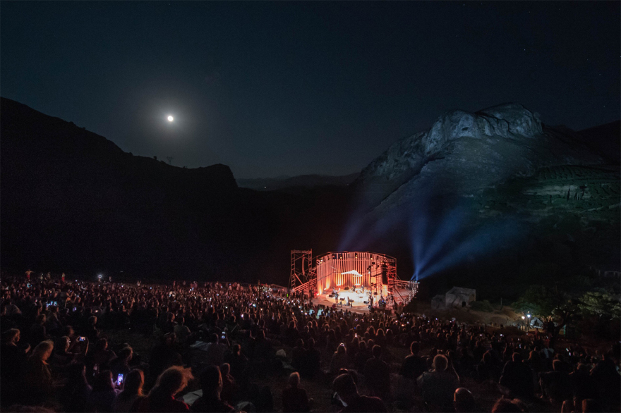 Γιορτές Ρόκκας:  Όταν τα βουνά της Κρήτης γίνονται η απόλυτη σκηνή