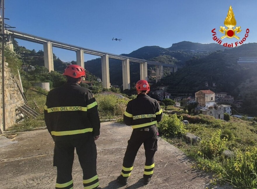 Θρίλερ με την εξαφάνιση 5χρονου από κάμπινγκ στην Ιταλία - Έρευνες με σκυλιά, drones και δύτες