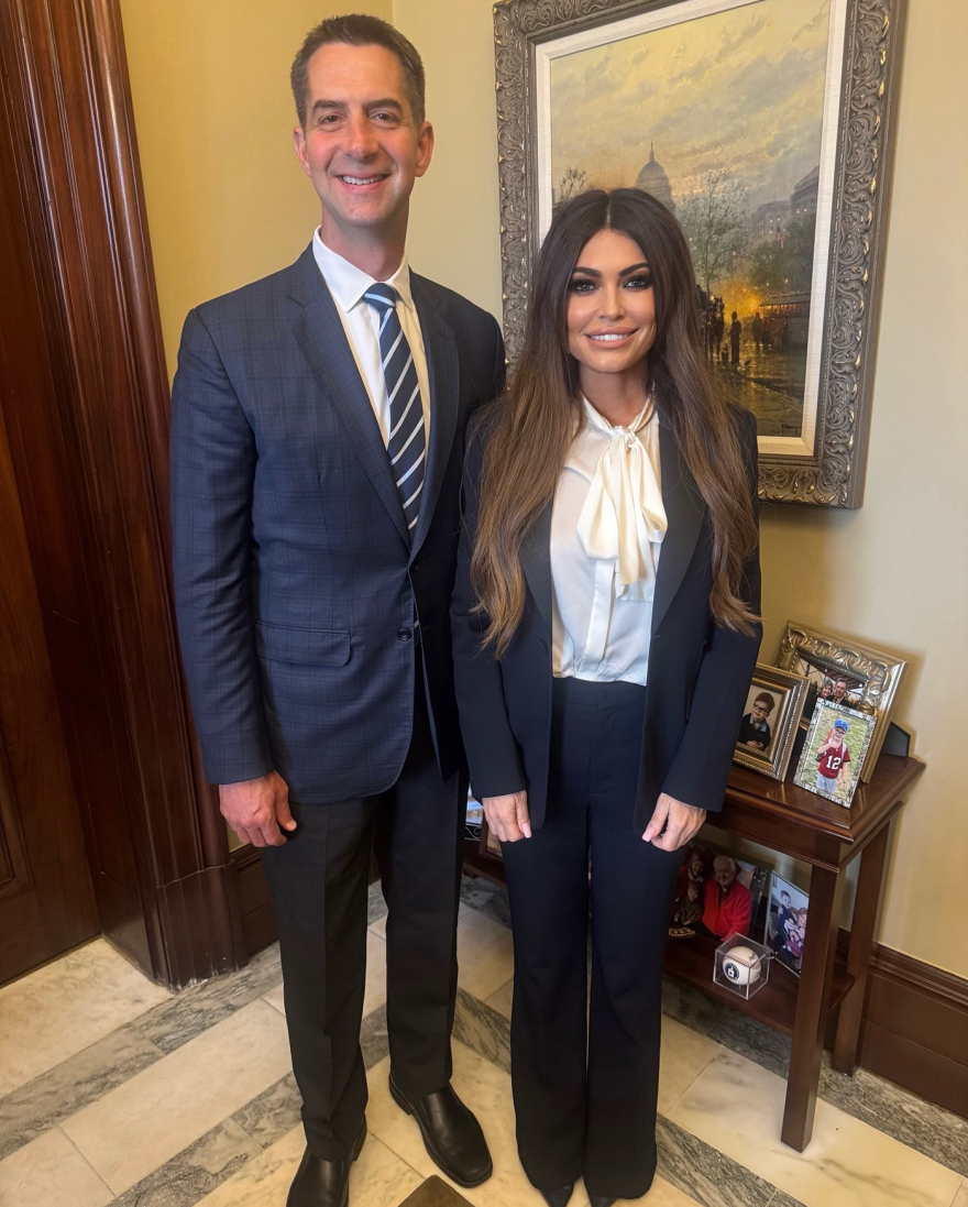 Το παρασκήνιο της ακρόασης της Κίμπερλι Γκιλφόιλ στη Γερουσία - Οι φωτογραφίες με Τσούνη, Κατσιματίδη και τον εγγονό του Τραμπ, πριν έρθει στην Ελλάδα
