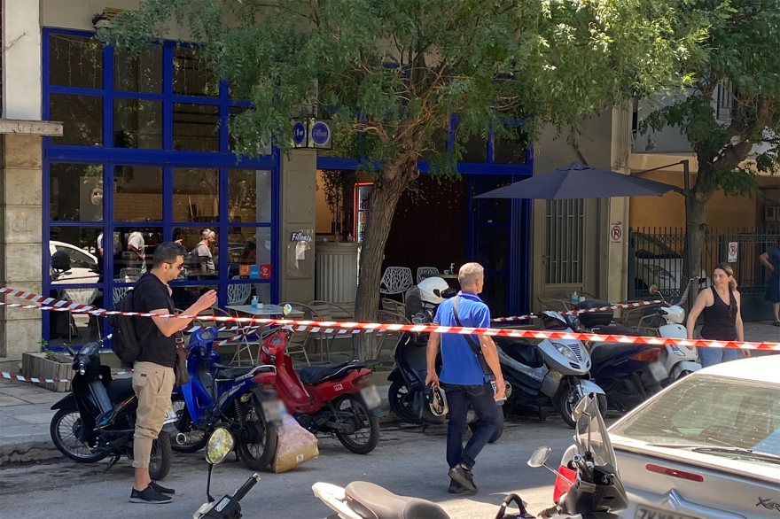 Πυροβολισμοί σε καφετέρια στον Κολωνό - Εμπλέκονται αστυνομικός και πολίτης, και οι δύο τραυματίες
