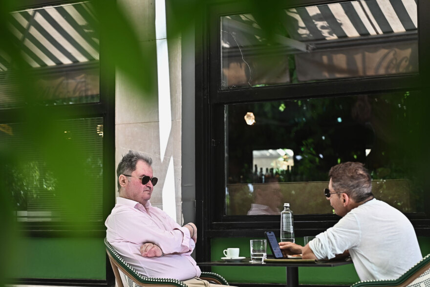 Στάθης Μπαρτζώκας στον Δημήτρη Δανίκα: Από τους 100.000 σχιζοφρενείς οι 500 είναι μέσα