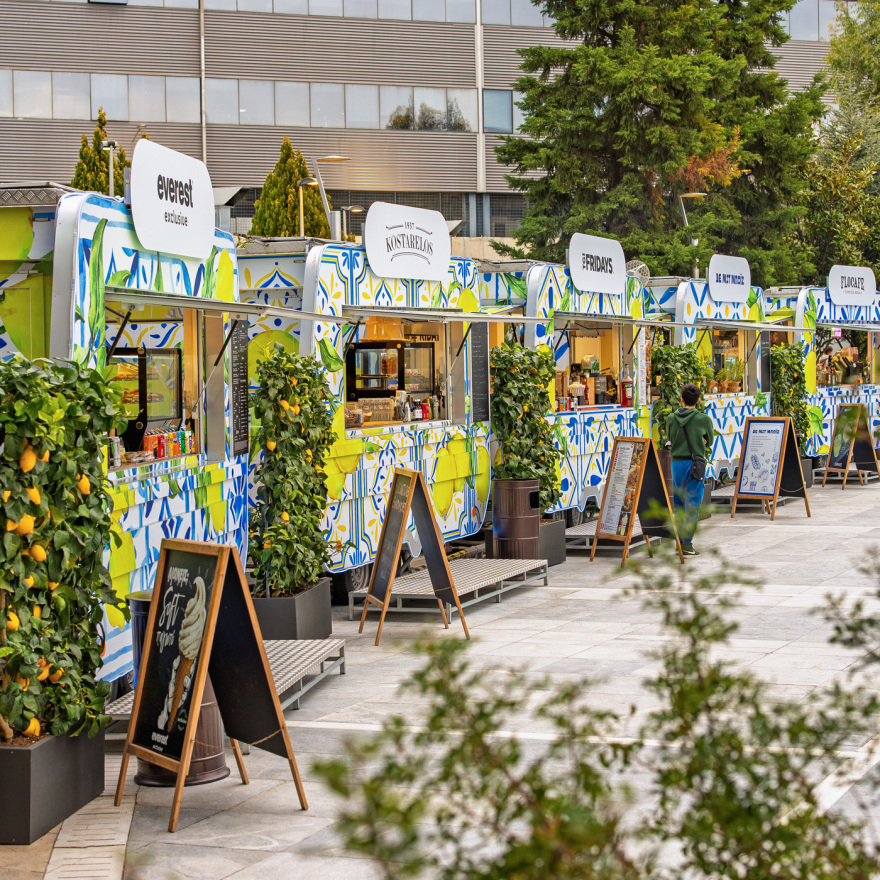 Live the LAMDA MALLS Summer Experience