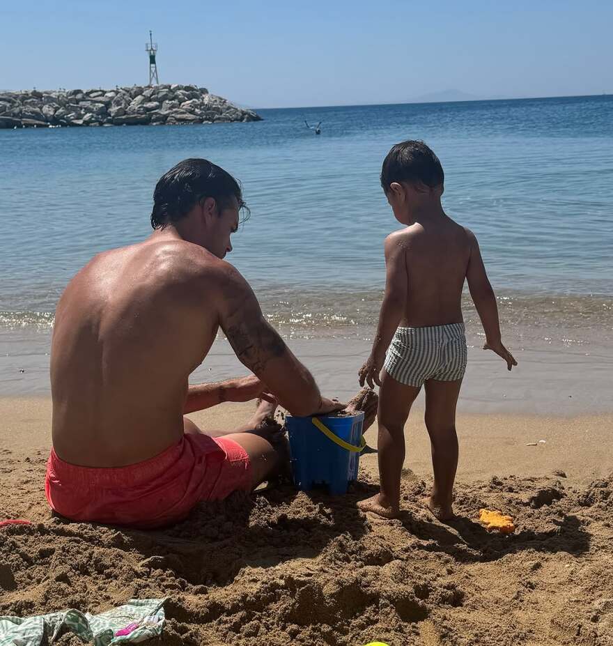 Η Ελένη Φουρέιρα δημιουργεί καλοκαιρινές αναμνήσεις με την οικογένειά της - Δείτε φωτογραφίες Η Ελένη Φουρέιρα δημιουργεί καλοκαιρινές αναμνήσεις με την οικογένειά της - Δείτε φωτογραφίες