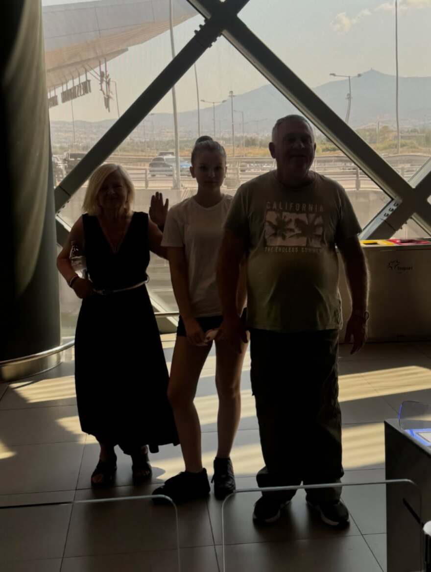 Ο Δημήτρης Γιαννέτος γιόρτασε τον αρραβώνα με τον σύντροφό του στην Ελλάδα - Δείτε φωτογραφίες 