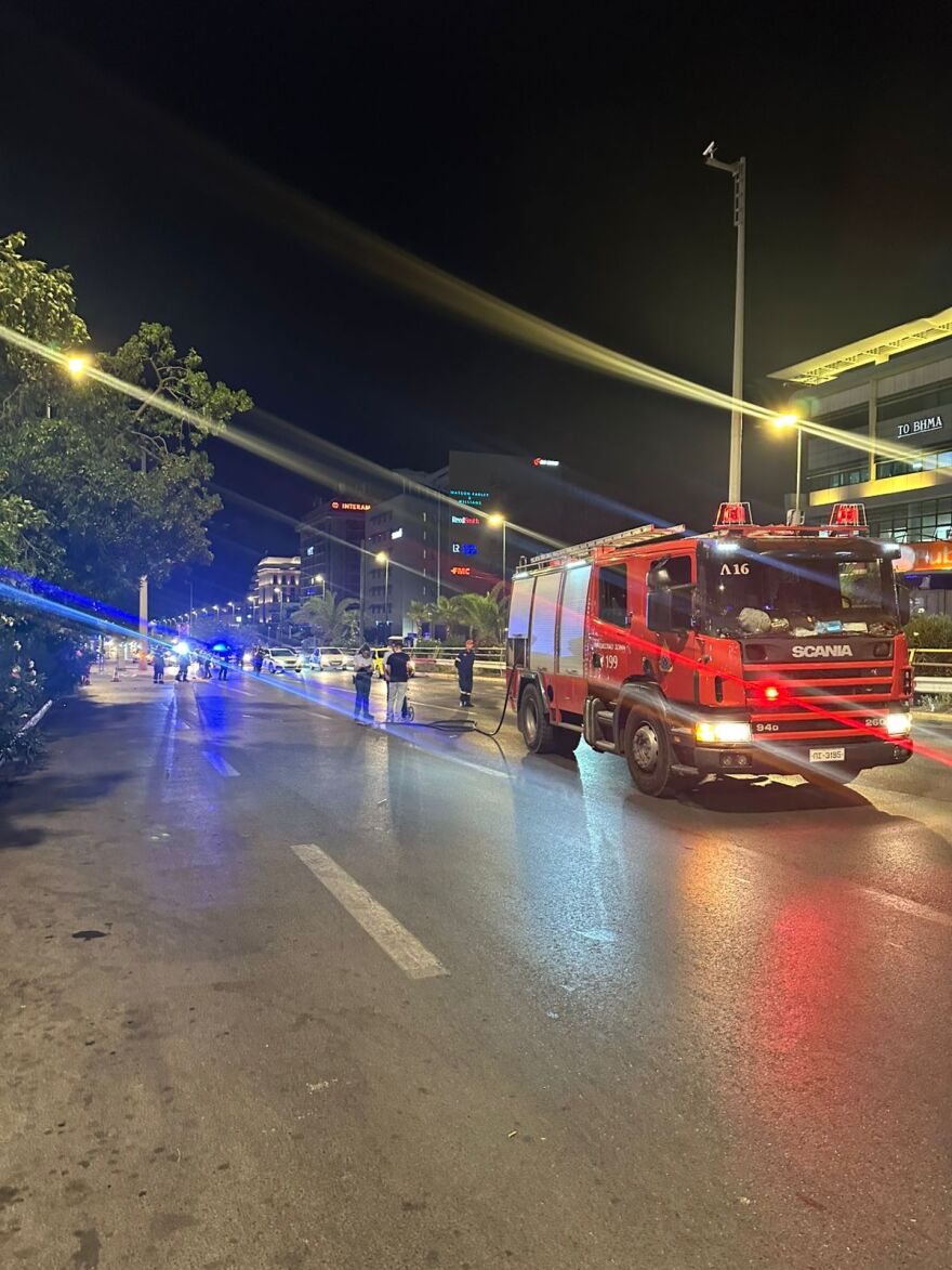 Τροχαίο στη Συγγρού: Η στιγμή της καραμπόλας των τριών οχημάτων - Ένας τραυματίας