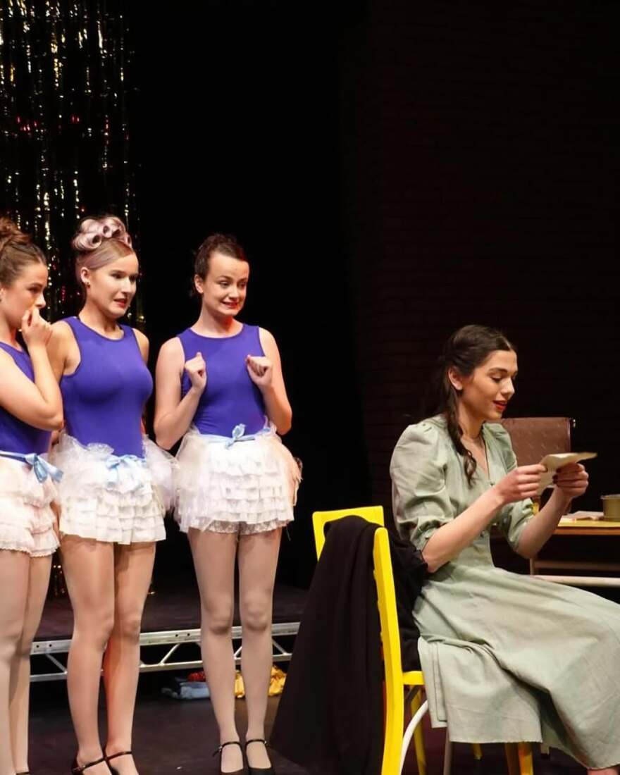 Η Μελίνα Νικολαΐδη ενσάρκωσε τη Μήδεια σε θεατρική παράσταση της σχολής της: «Ευγνώμων για όλα» έγραψε