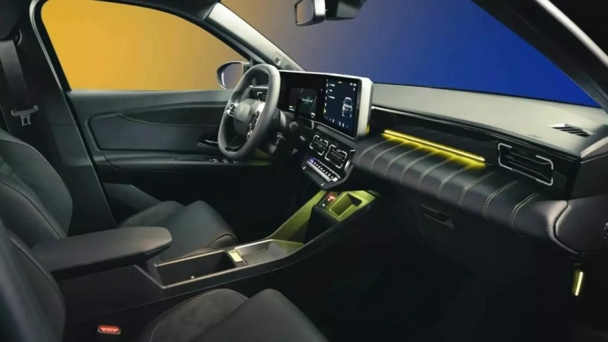 Το Renault 5 τιμά το Clio Williams