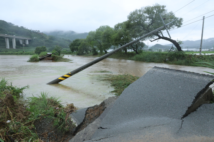 Ρεκόρ βροχοπτώσεων στη Νότια Κορέα - Δύο νεκροί
