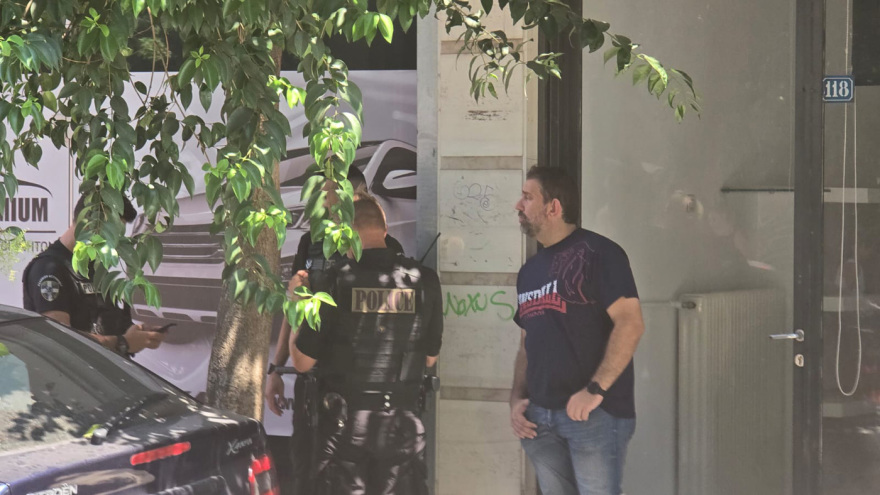 Βόλος: Ζευγάρι ηλικιωμένων εντοπίστηκε νεκρό σε πολυκατοικία - Σκότωσε τη σύζυγό του και έπειτα αυτοκτόνησε