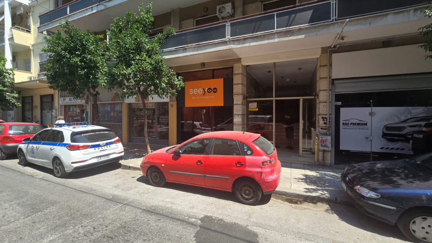 Βόλος: Ζευγάρι ηλικιωμένων εντοπίστηκε νεκρό σε πολυκατοικία - Σκότωσε τη σύζυγό του και έπειτα αυτοκτόνησε