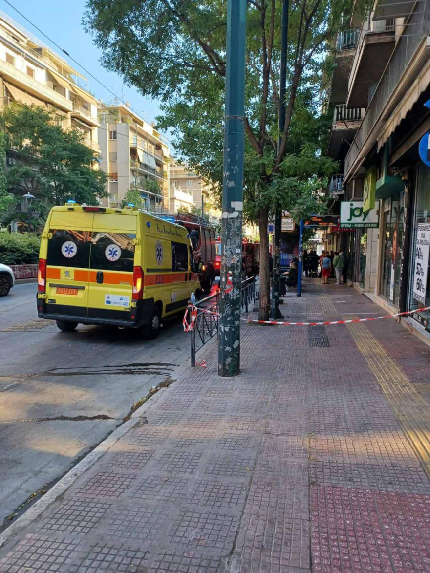 Γειτόνισσα ειδοποίησε τον Φιλιππίδη για τη φωτιά - Κοιμόταν στο σαλόνι του σπιτιού του που τυλίχθηκε στις φλόγες