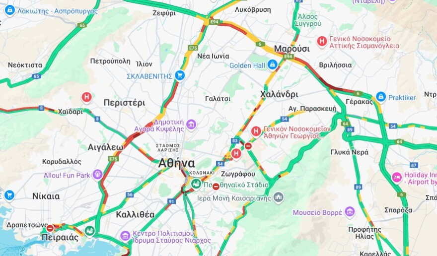 Οι αδειούχοι του Ιουλίου εγκαταλείπουν το κλεινόν άστυ - Μποτιλιαρισμένος Κηφισός και καθυστερήσεις 30 λεπτών στην Αττική Οδό
