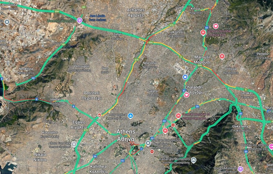 Οι αδειούχοι του Ιουλίου εγκαταλείπουν το κλεινόν άστυ - Κίνηση σε Κηφισό και λεωφόρο Αθηνών, καθυστερήσεις 20 λεπτών στην Αττική Οδό