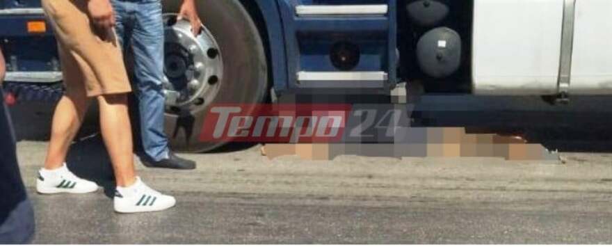 Νταλίκα παρέσυρε γυναίκα στην Πάτρα