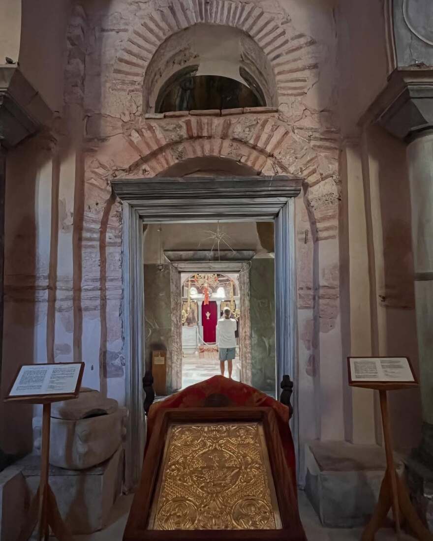 Σοφία Αλιμπέρτη: Το φωτογραφικό άλμπουμ από τις διακοπές της στη Χίο