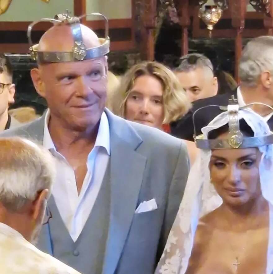 Τζώνη Καλημέρης - Ελπίδα Ιακωβίδου: Το μεγάλο γλέντι μετά τον γάμο τους στο Νυμφαίο - Δείτε βίντεο