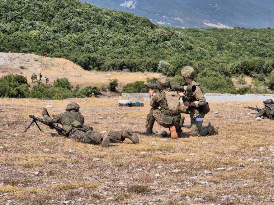 Βίντεο και φωτογραφίες: Απόβαση… από τους Ευέλπιδες, η θερινή στρατιωτική εκπαίδευση στο Λιτόχωρο

