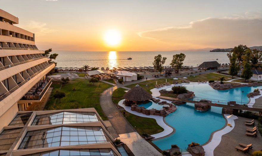 Συνεργασία μεταξύ του Porto Carras και της SWOT Hospitality