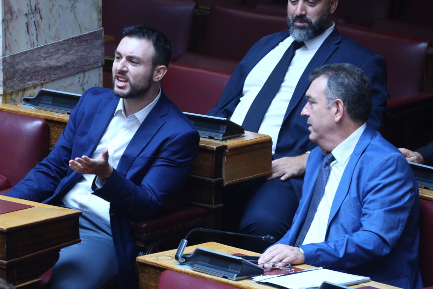 Βουλή: Ένταση μεταξύ Κωνσταντοπούλου και Φλώρου στην Ολομέλεια - «Με είπατε μαλ@@@@μένη;»