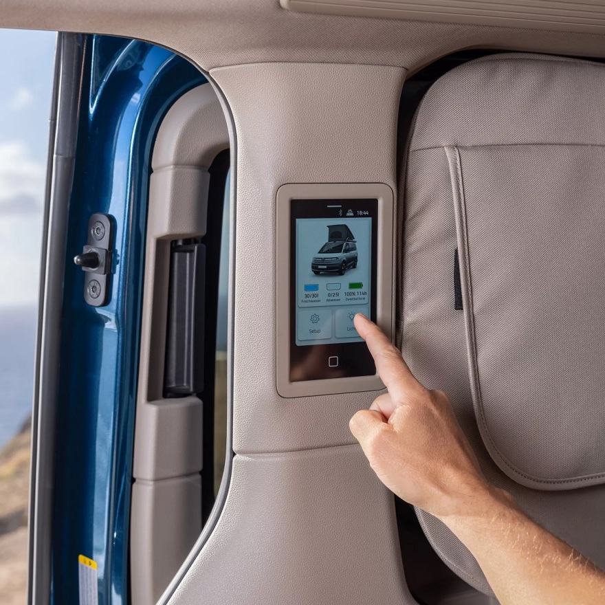 Mini bus, μέγιστη εμπειρία: Η Volkswagen δίνει νέα έννοια στις επαγγελματικές μεταφορές προσώπων