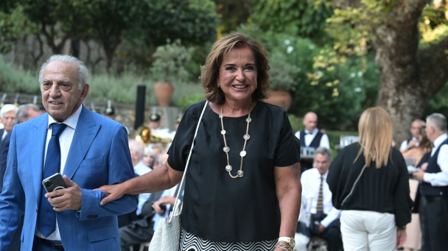 dora_mpakogianni