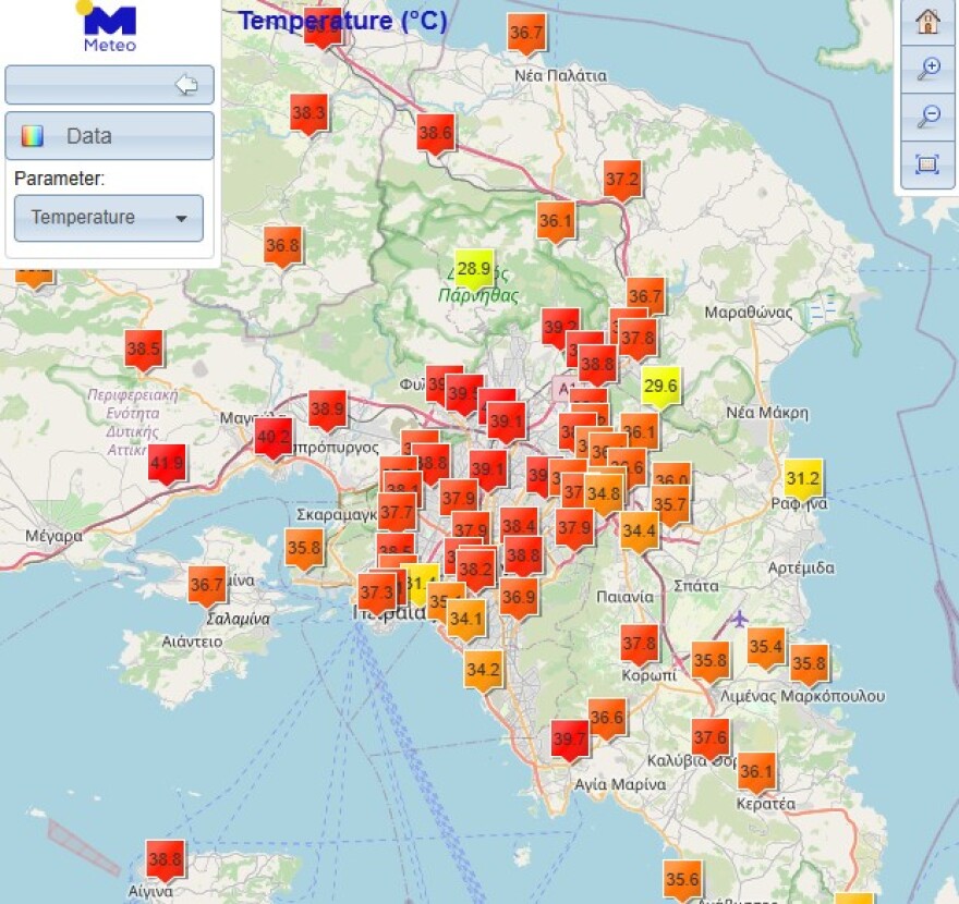 Χτύπησε τους 40 βαθμούς η θερμοκρασία στο κέντρο της Αθήνας - Με ομπρέλες και βεντάλιες οι τουρίστες στην Ακρόπολη, δείτε βίντεο