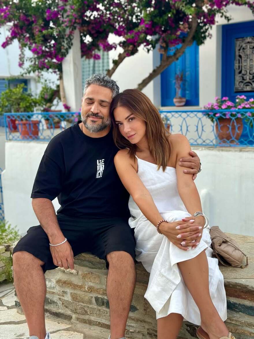  Βάσω Λασκαράκη - Λευτέρης Σουλτάτος: Οι φωτογραφίες τους από το ταξίδι στην Τήνο