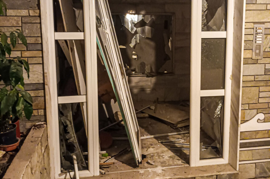 Ισχυρή έκρηξη στη Θεσσαλονίκη: «Τρομάξαμε, νομίζαμε έπεσε κεραυνός», λένε κάτοικοι 