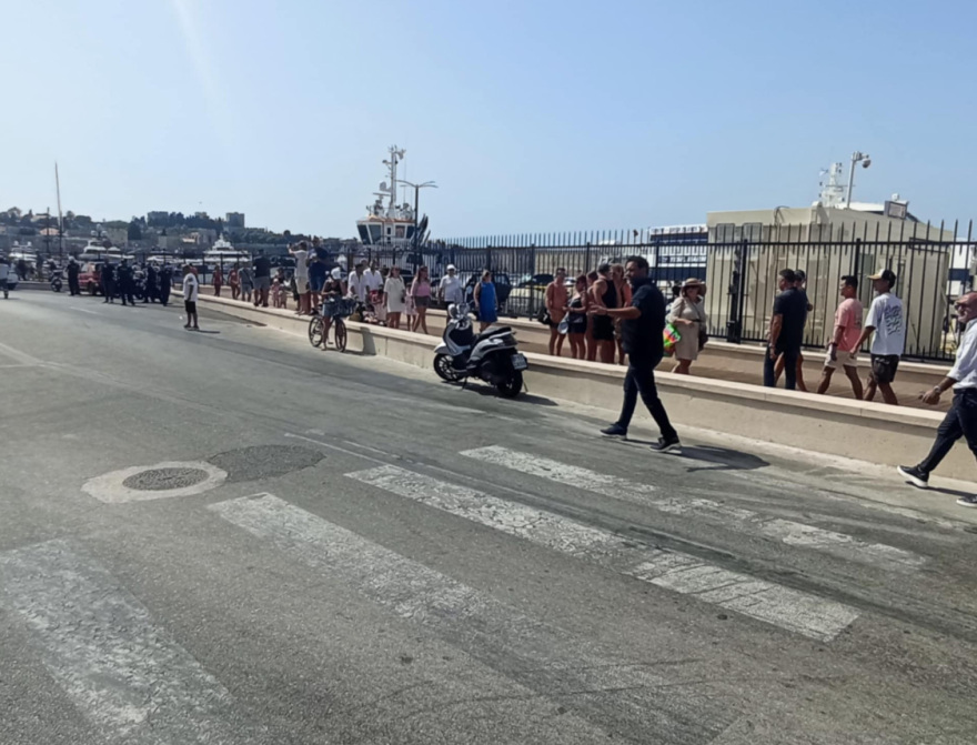 Ρόδος: Επεισόδια στο λιμάνι για την άφιξη Ισραηλινών τουριστών – Μέτρα ασφαλείας και προσαγωγές