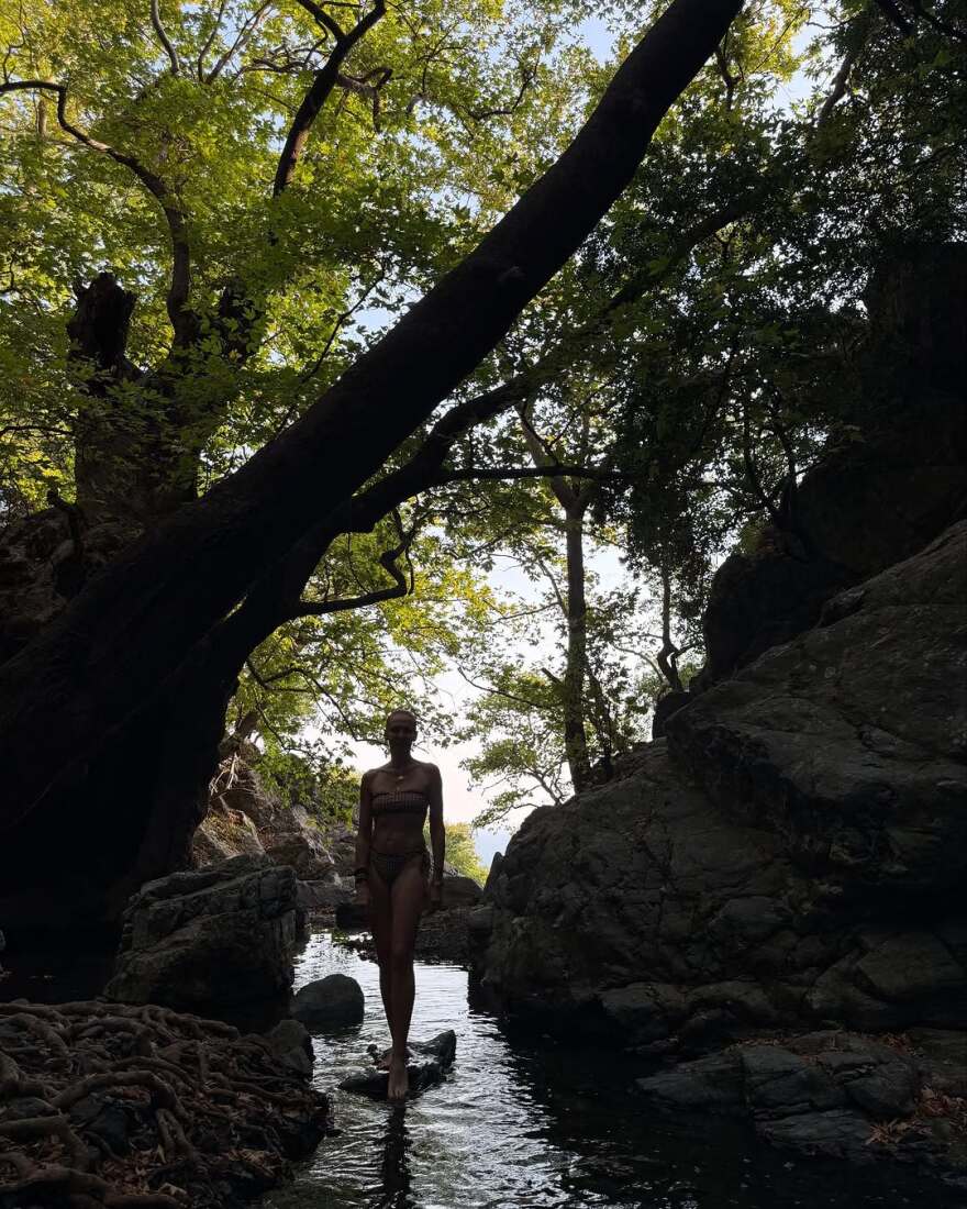 Η Εβελίνα Παπούλια «έγινε ένα με τη φύση» - Δείτε φωτογραφίες