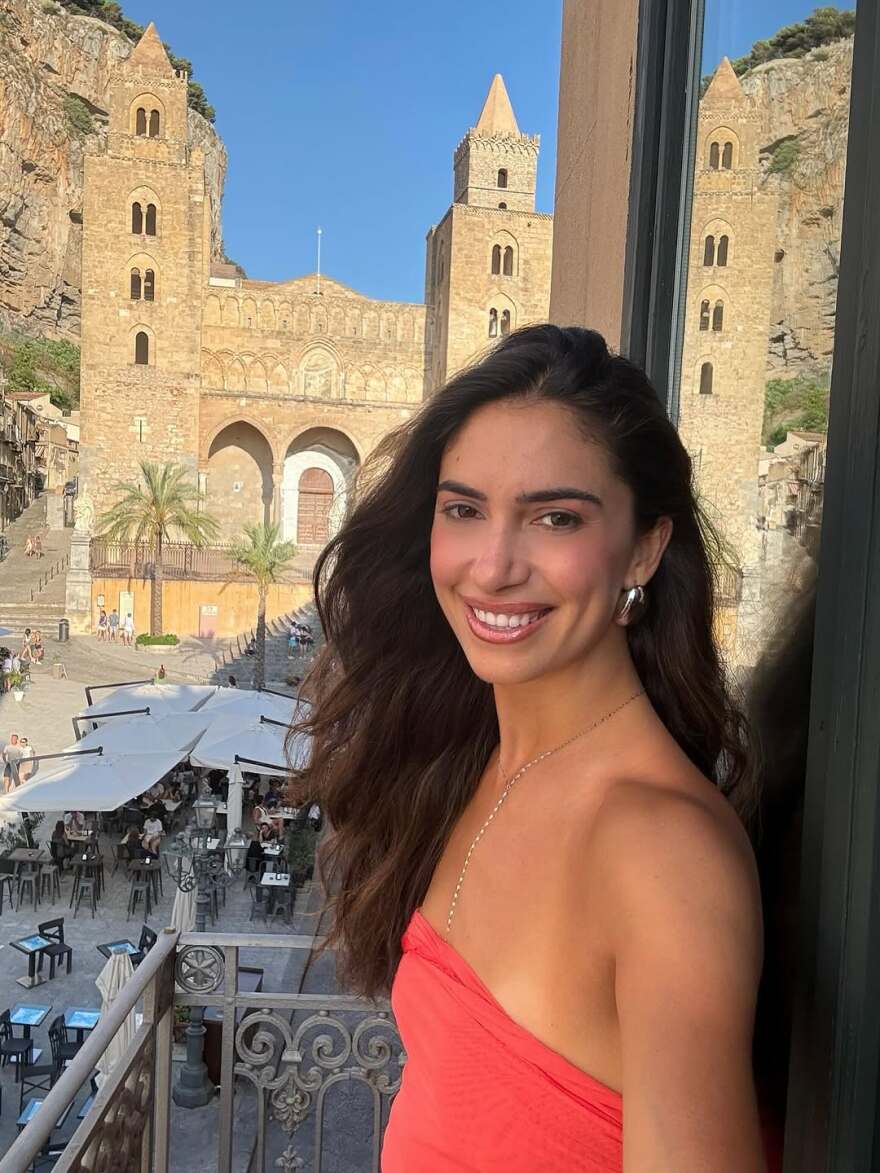 Άννα Πρέλεβιτς: Το φωτογραφικό άλμπουμ από τις διακοπές με τον Νικήτα Νομικό στη Σικελία
