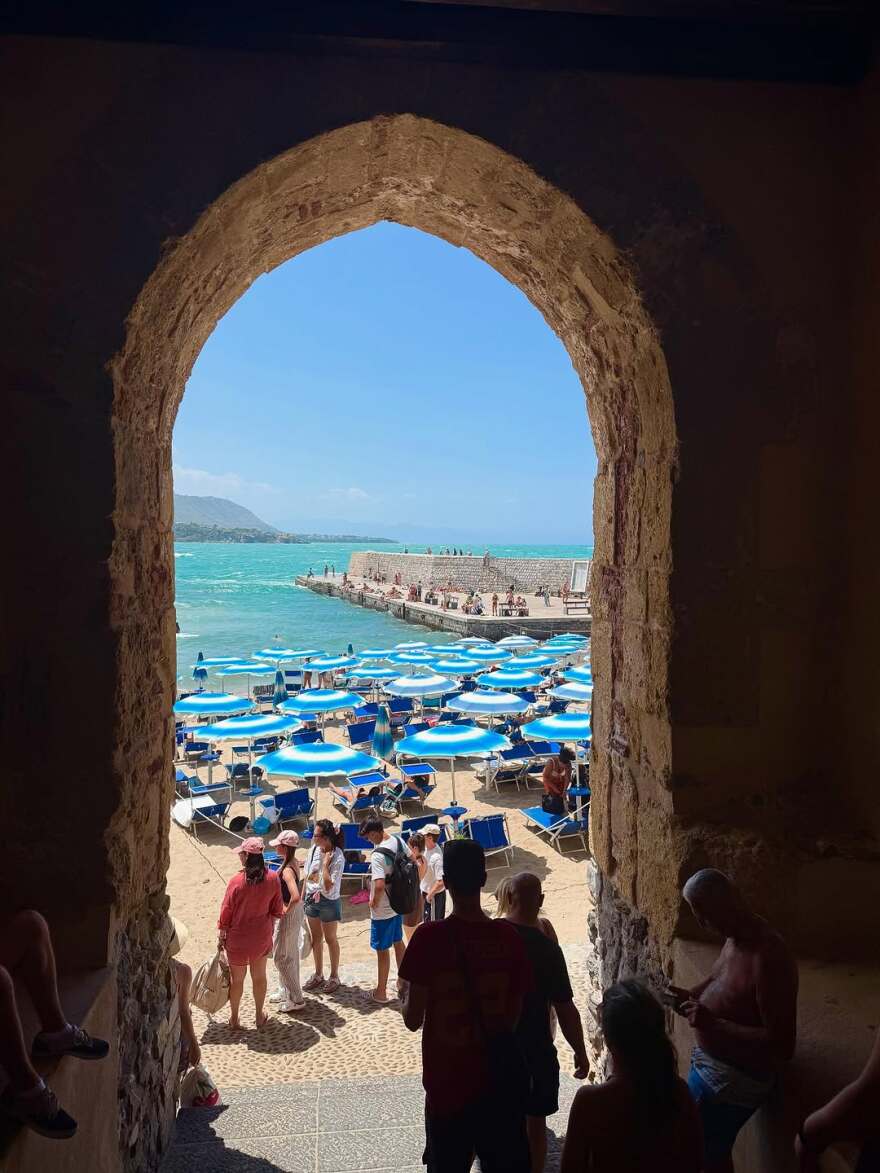 Άννα Πρέλεβιτς: Το φωτογραφικό άλμπουμ από τις διακοπές με τον Νικήτα Νομικό στη Σικελία
